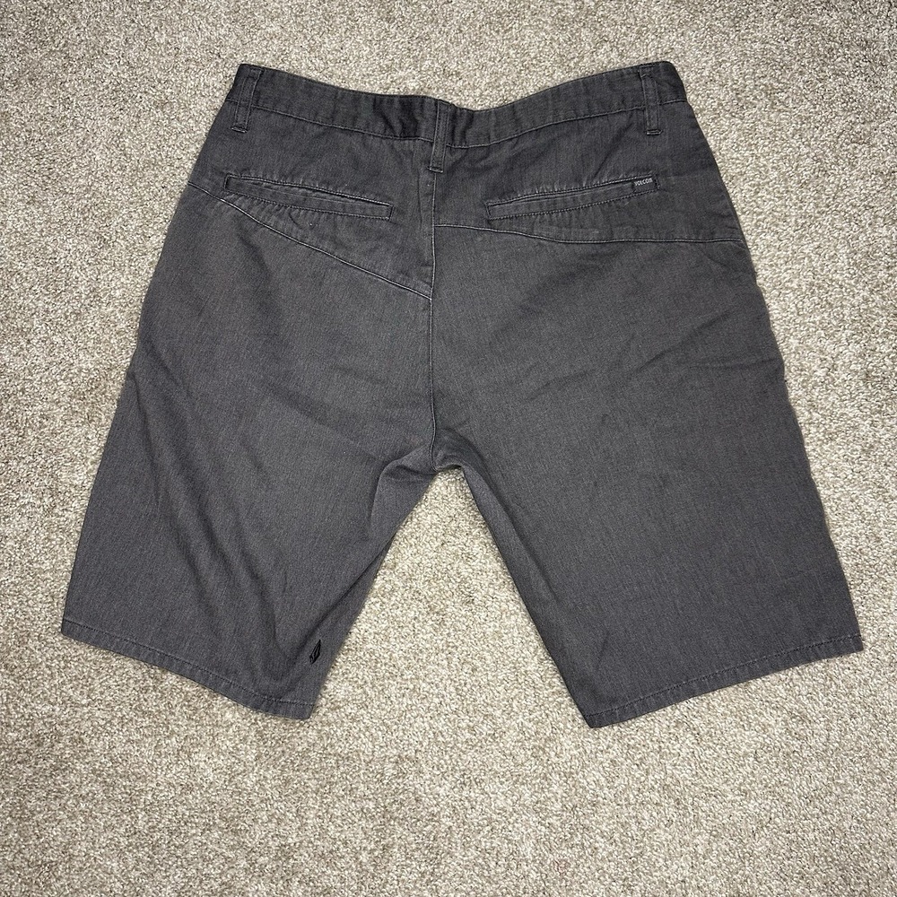 Volcom Chino Shorts Men's Size 34 Charcoal Gray Y2k Skate Surf - Picture 2 of 10